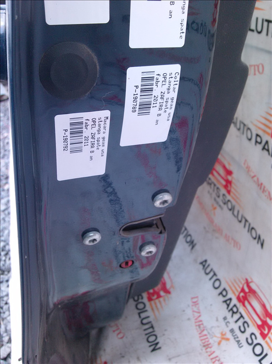 Broasca usa stanga spate OPEL ZAFIRA B an fabr. 2011