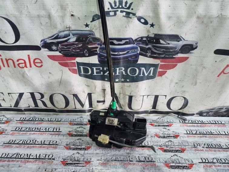Broasca usa stanga spate Opel Zafira C Tourer cod piesa : 13503177
