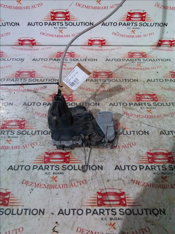 Broasca usa stanga spate PEUGEOT 307 an fabr. 2008