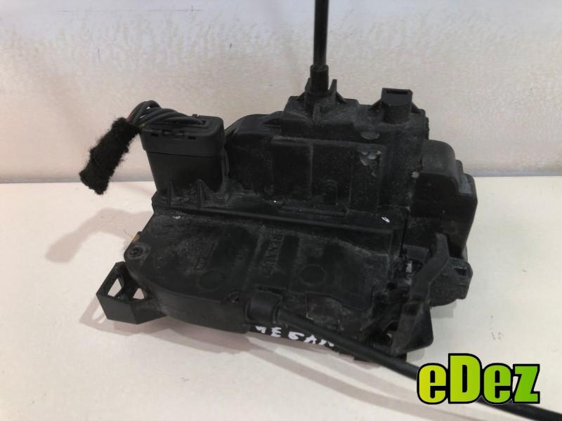 Broasca usa stanga spate Renault Megane 3 (2008-2012) 825030574r