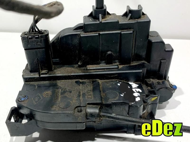 Broasca usa stanga spate Renault Megane 3 facelift (2012-2016) 825030001R