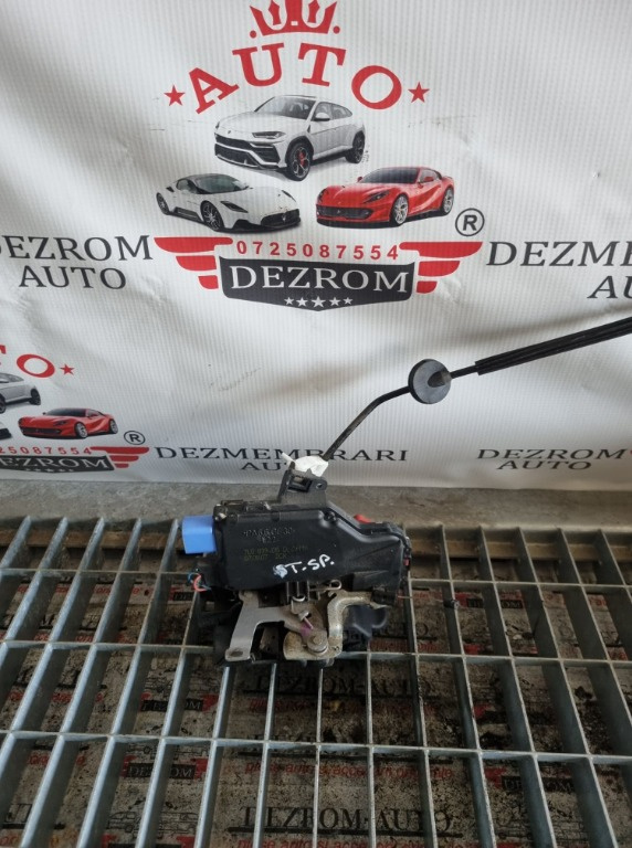 Broasca usa stanga spate Seat Toledo III cod piesa : 7L0839015D