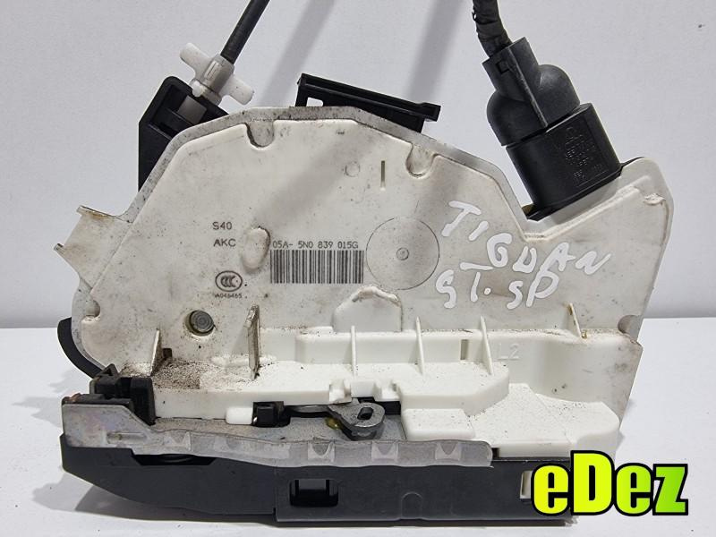 Broasca usa stanga spate Skoda Fabia 2 facelift (2010-2014) 5N0839015G