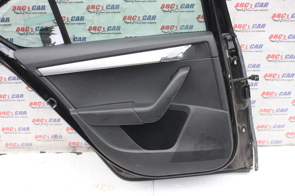 Broasca usa stanga spate Skoda Octavia 3 (5E3) combi facelift 2017-2019