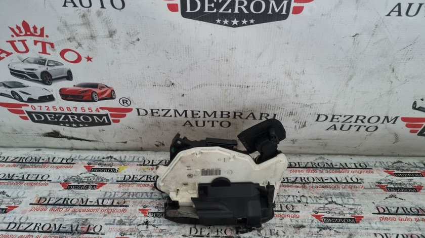 Broasca usa stanga spate Skoda Octavia III Combi cod piesa : 5E0839015A