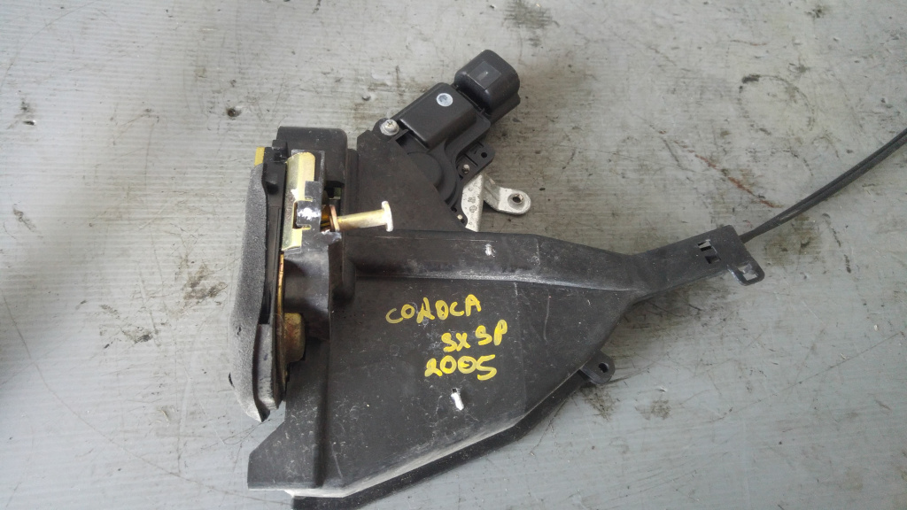 Broasca usa stanga spate toyota corolla e12 hatchback 2001-2007