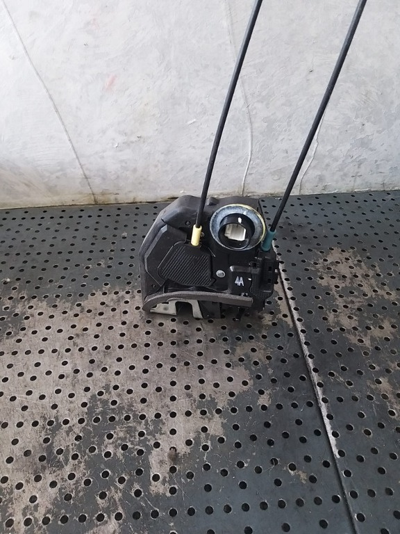 Broasca usa stanga spate toyota verso r2