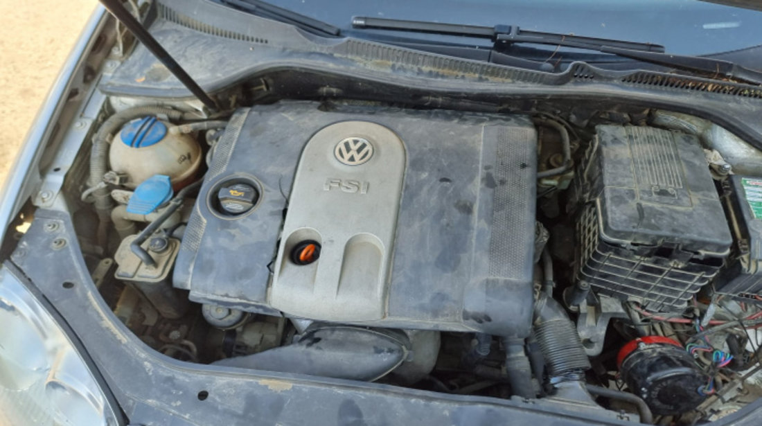 Broasca usa stanga spate Volkswagen Golf 5 2004 HatchBack 1.6 FSI BAG