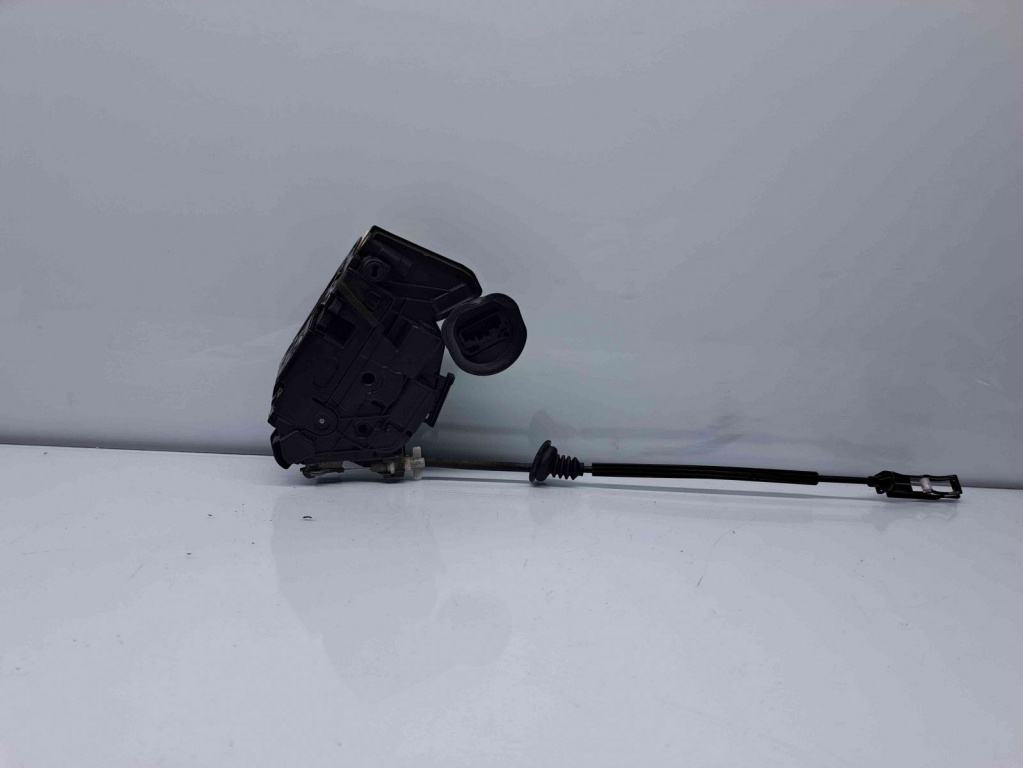 Broasca usa stanga spate Volkswagen Golf 6 (5K1) GTD [Fabr 2009-2013] 5K4839015M