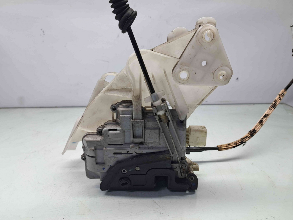 Broasca usa stanga spate Volkswagen Passat B7 (362) [Fabr 2010-2014] 3C4839015A 2.0 TDI CFFB 103KW / 140CP