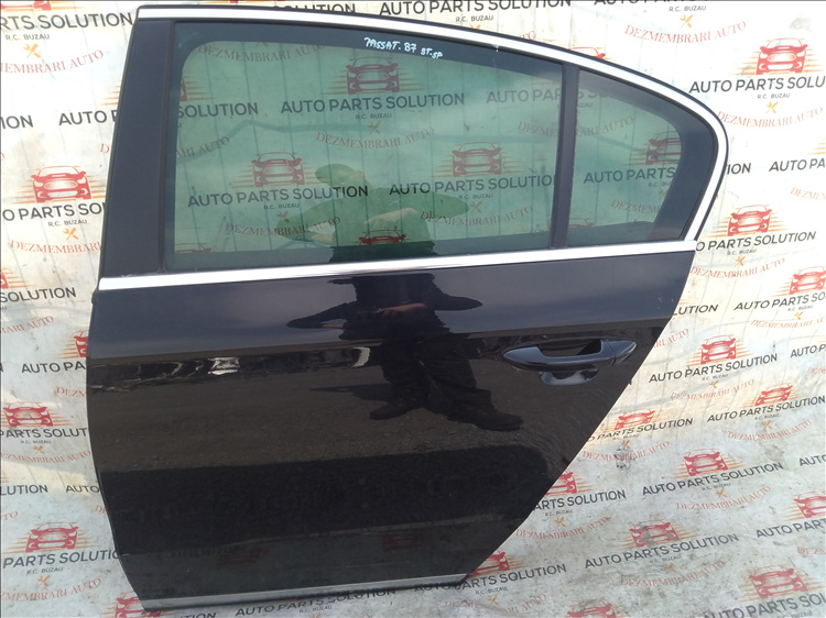 Broasca usa stanga spate VOLKSWAGEN PASSAT B7