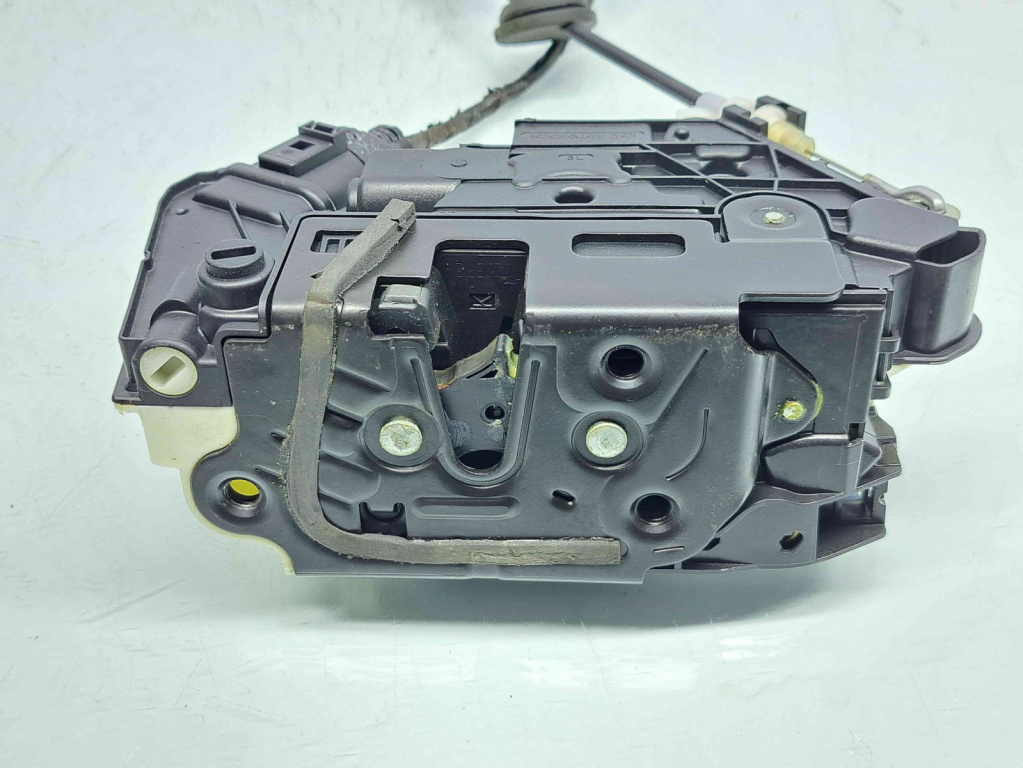 Broasca usa stanga spate Volkswagen Tiguan (5N) [Fabr 2007-2016] 5N0839015G
