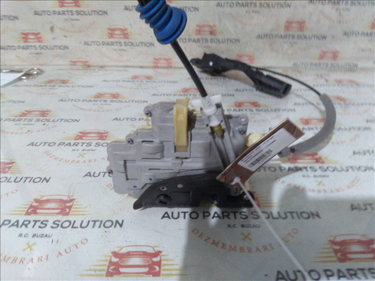 Broasca usa stanga spate VOLKSWAGEN TIGUAN