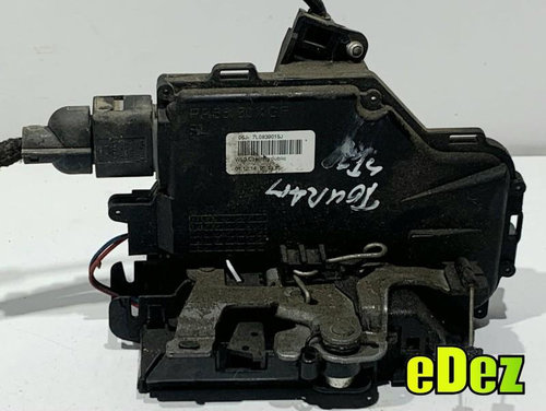 Broasca usa stanga spate Volkswagen Touareg facelift (2006-2010) 7L0839015J
