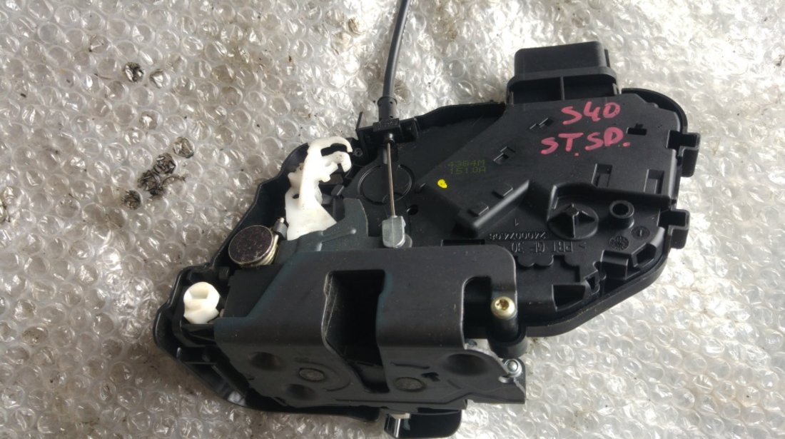 Broasca usa stanga spate volvo s40 v50 240007408 30699451