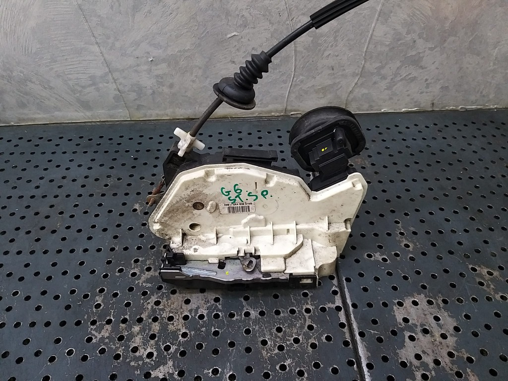 Broasca usa stanga spate vw golf 6 5k 5k4839015b