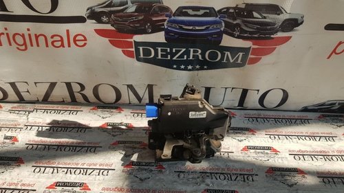 Broasca usa stanga spate VW Golf 6 cod piesa : 7L0839015