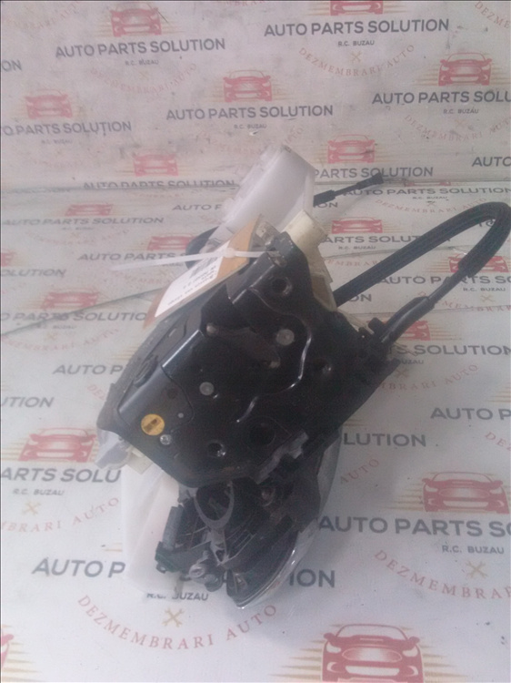Broasca usa stanga spate VW PASSAT B 6