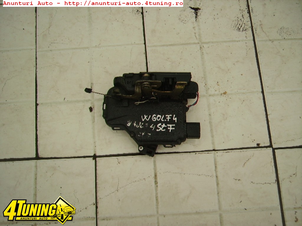 Broasca usa VW Glof 4