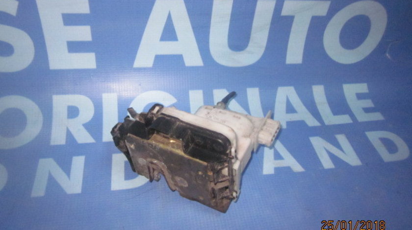 Broasca usa VW Golf 3;  1A4862154