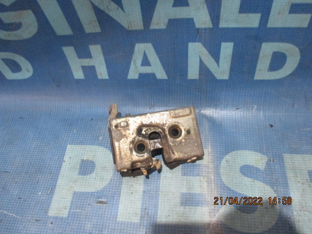 Broasca usa VW Passat B4 1994; 357837016G // 357839015D