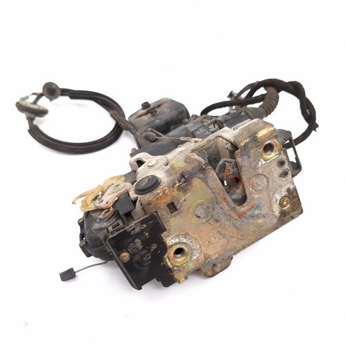 Broasca Usa Vw Passat B5, B5.5 1996-2005 Spate Stanga 3B0837867, 3B0 837 867
