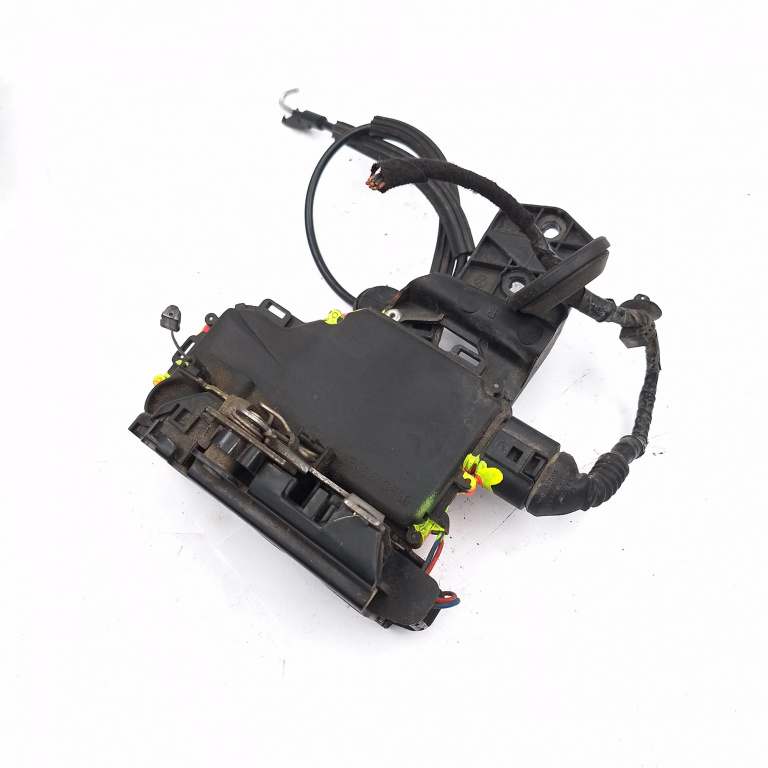 Broasca Usa Vw Passat B5, B5.5 1996-2005 Spate Dreapta 3B1837016C, 3B0837868