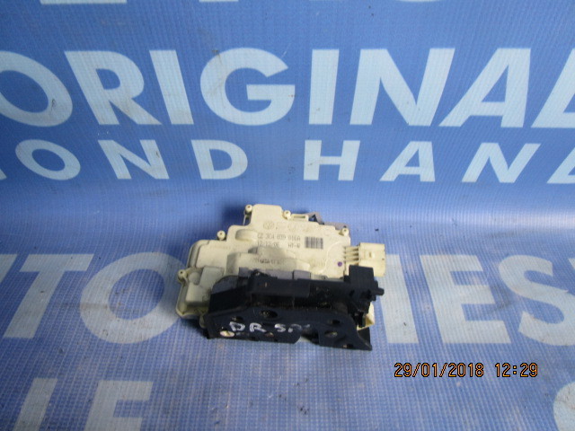 Broasca usa VW Passat B6 ;  3C4839015A // 3C4839016A