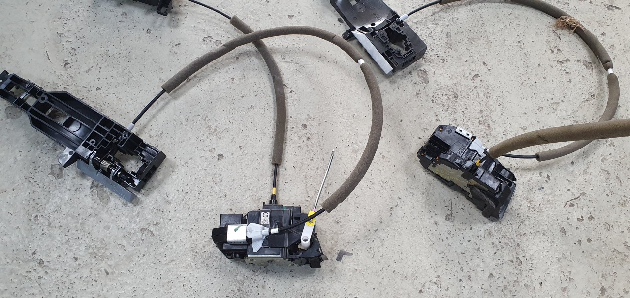 Broasca yala usa fata spate Nissan Qashqai J11 2014 2015 2016 2017 2018 2019