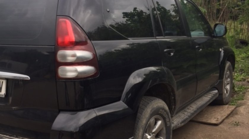 BUCSI TIRANTI TOYOTA LAND CRUISER J12 2002-2010