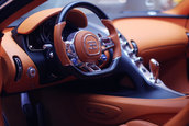 Bugatti Chiron cu 0 km la bord