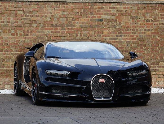 Bugatti Chiron de vanzare