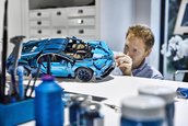 Bugatti Chiron din piese LEGO