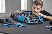 Bugatti Chiron din piese LEGO