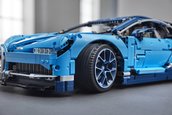 Bugatti Chiron din piese LEGO