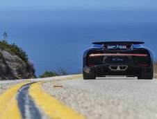 Bugatti Chiron in carbon albastru