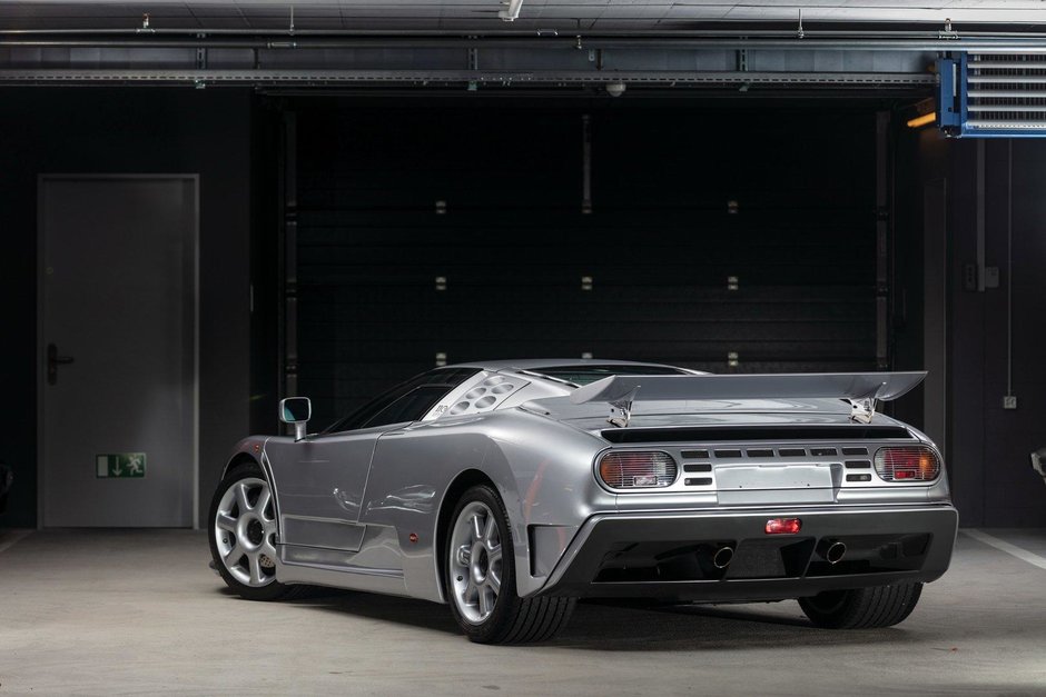 Bugatti EB110 SS de vanzare