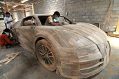 Bugatti Veyron din lemn