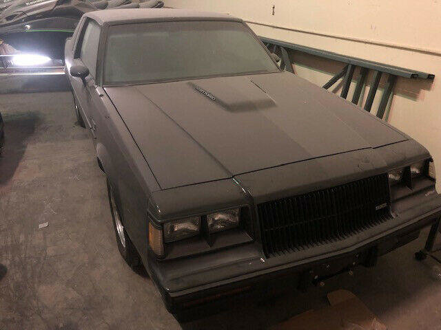 Buick Grand National niciodata inmatriculat