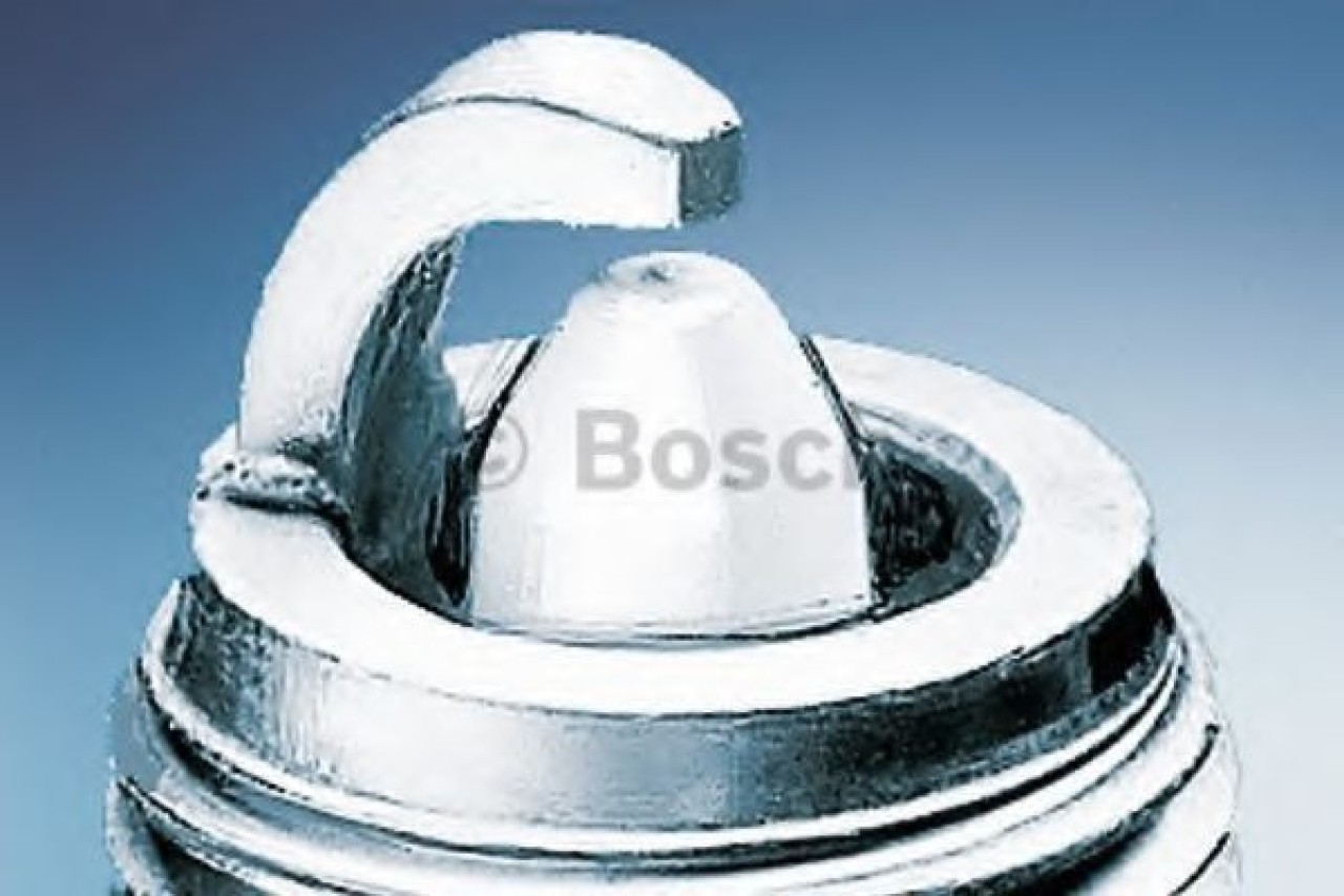 Bujii ALFA ROMEO 145 (930) (1994 - 2001) BOSCH 0 242 240 521 piesa NOUA