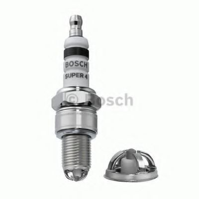 Bujii RENAULT MASTER I platou / sasiu (P) (1980 - 1998) BOSCH 0 242 232 504 piesa NOUA