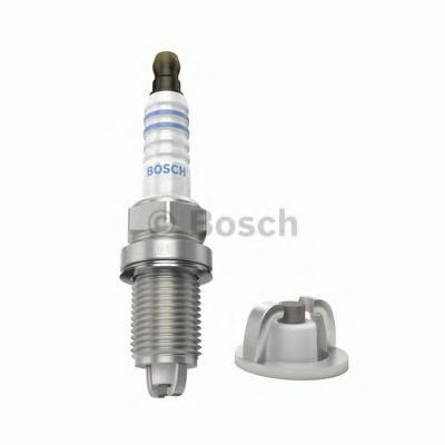 Bujii VW CADDY III Combi (2KB, 2KJ, 2CB, 2CJ) (2004 - 2016) BOSCH 0 242 235 668 piesa NOUA