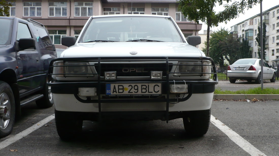 Bulbar Opel Frontera A 19991 1999 cu Proiectoare