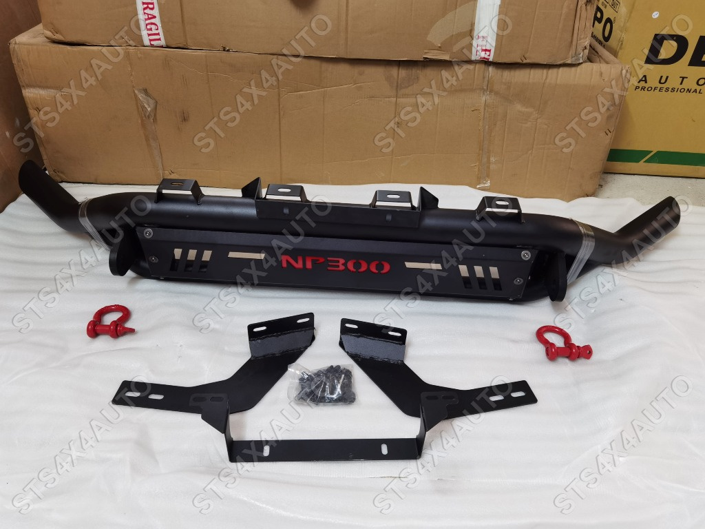 BULLBAR CU CARLIG NISSAN NAVARA D23 NP300 2015-2024 BK [B-BAR]