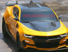 Bumblebee si Barricade in cea de-a 5-a parte a seriei Transformers