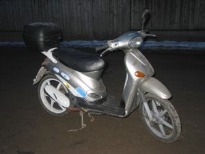 buna ma o problema cu un scuter e vb de un piaggio liberty 125cc