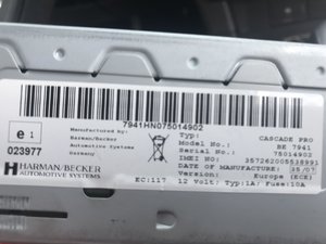 Buna ziua se poate sa Ma ajutați cu un cod casetofon Ford focus  seria: 75014902?