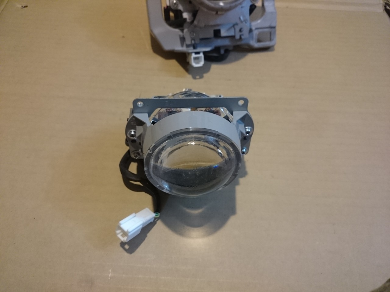 Bupe LED Mazda cod 7Y98ENOK / 6ZDDENOK