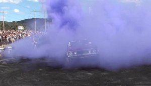 Burnout cu Ford Falcon