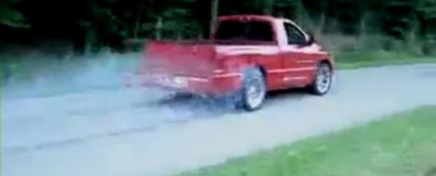 Burnout cu Ram SRT-10 - Pericol!